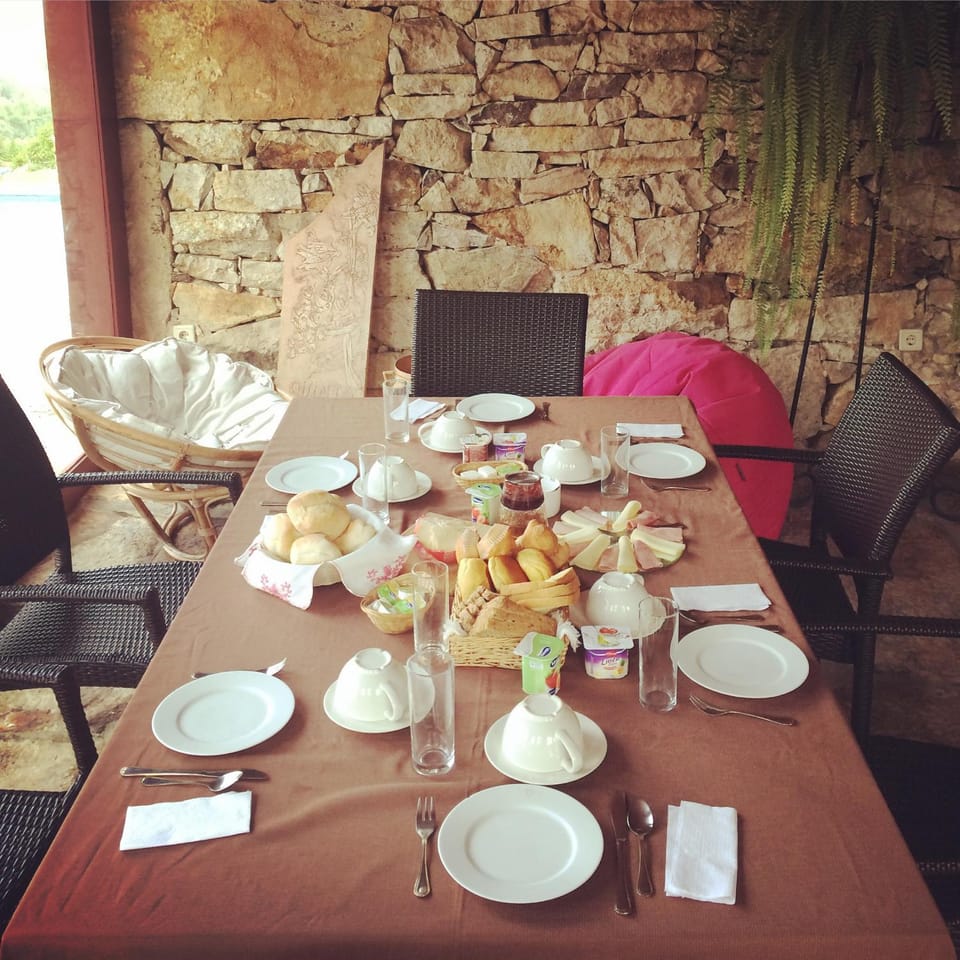 Lounge or bar, Continental breakfast