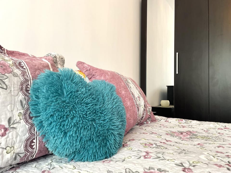 Bed, Bedroom, heating, wardrobe