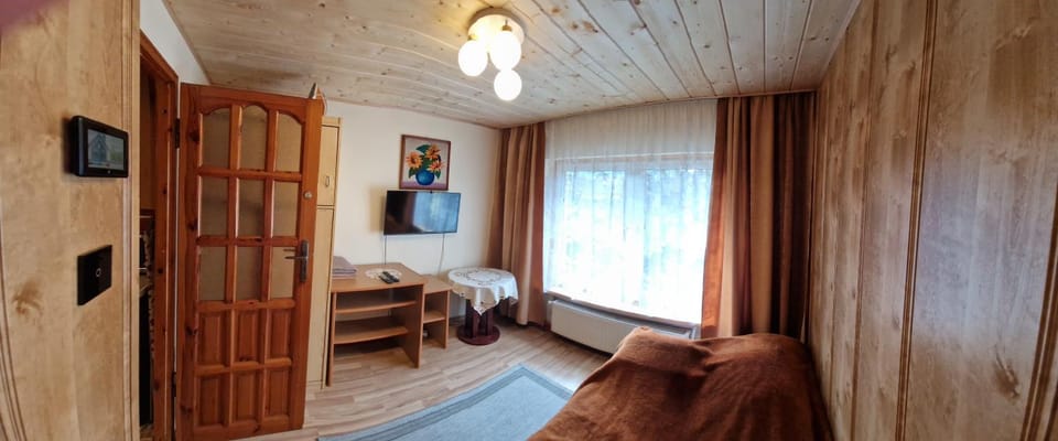 Pokój pod lasem u Ewki Bed and Breakfast in Zakopane