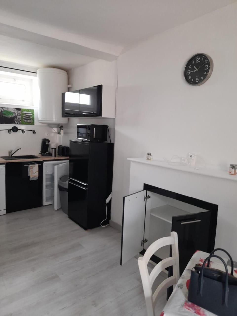 Promo Studio Wi-Fi à Courseulles-sur-Mer au 1er étage Apartment in Courseulles-sur-Mer