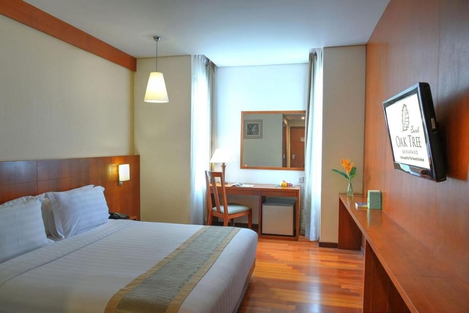Oak Tree Emerald Hotel & Coventions Semarang Hotel in Indonesia