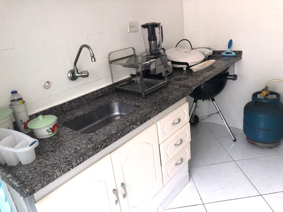 Lindo Apartamento Guarujá- Praia do Tombo Apartment in State of São Paulo