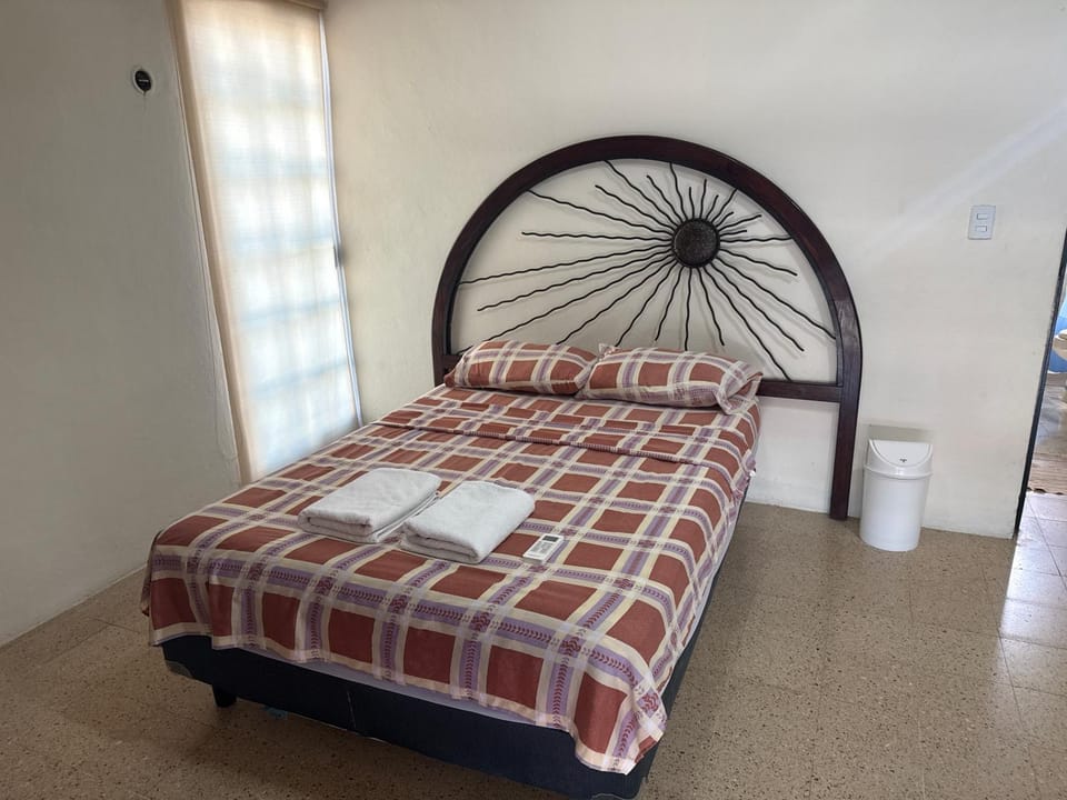 Depa Pakabtun Descansa sin pagar de mas 2 hab wifi y AC House in Merida