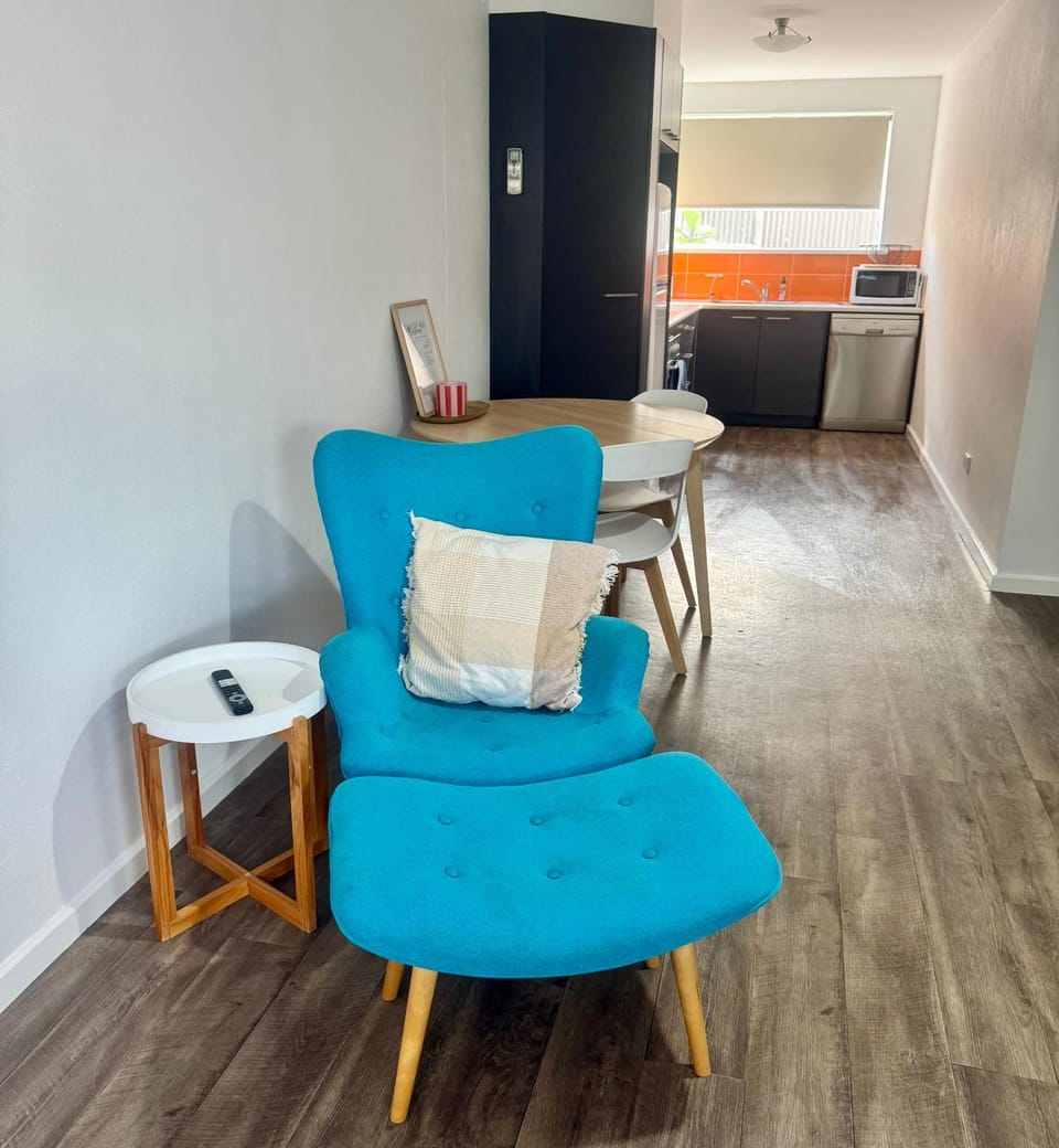 Sea Breeze with City Ease Apartment in Port Lincoln
