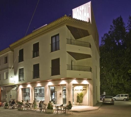 Facade/entrance, Lounge or bar