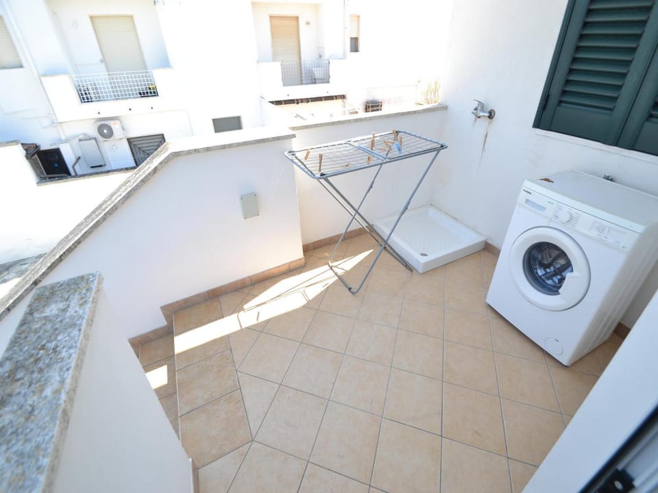 Three-room apartment with air conditioning on the first floor - Torre dellOrso House in Torre dell'Orso