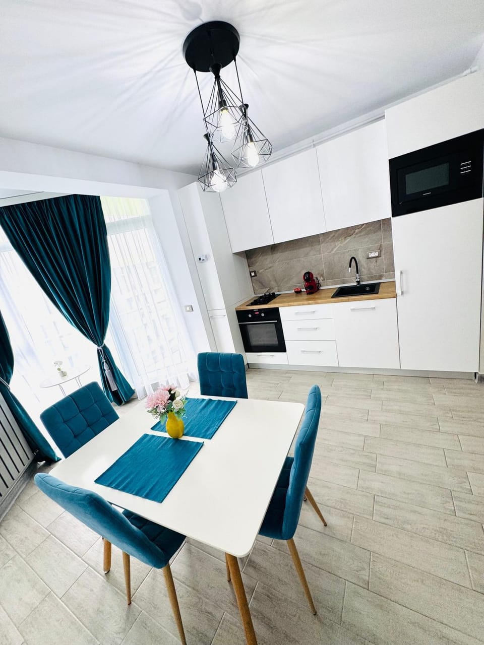 Teodora Summer Suite By Alezzi Apartment in Constanța County