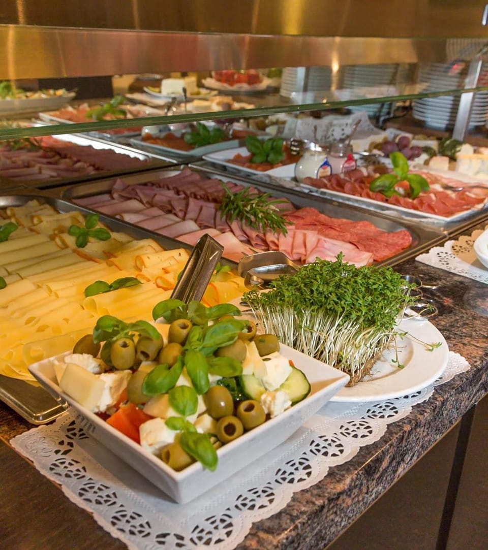 Buffet breakfast