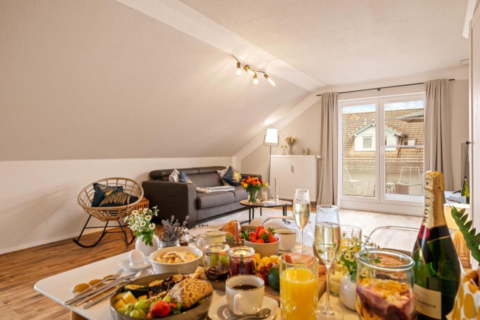 Ferien-Apartment Riedperle - mit priv Strandzugang Apartment in Friedrichshafen
