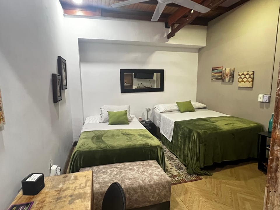 Apartarstudio muy bien ubicado, cercano a todo!! Apartment in Cali