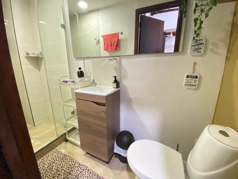 Apartarstudio muy bien ubicado, cercano a todo!! Apartment in Cali