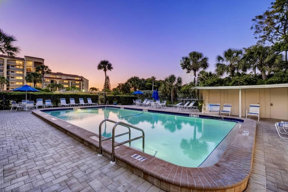 Bay Tree Beach Side House in Florida
