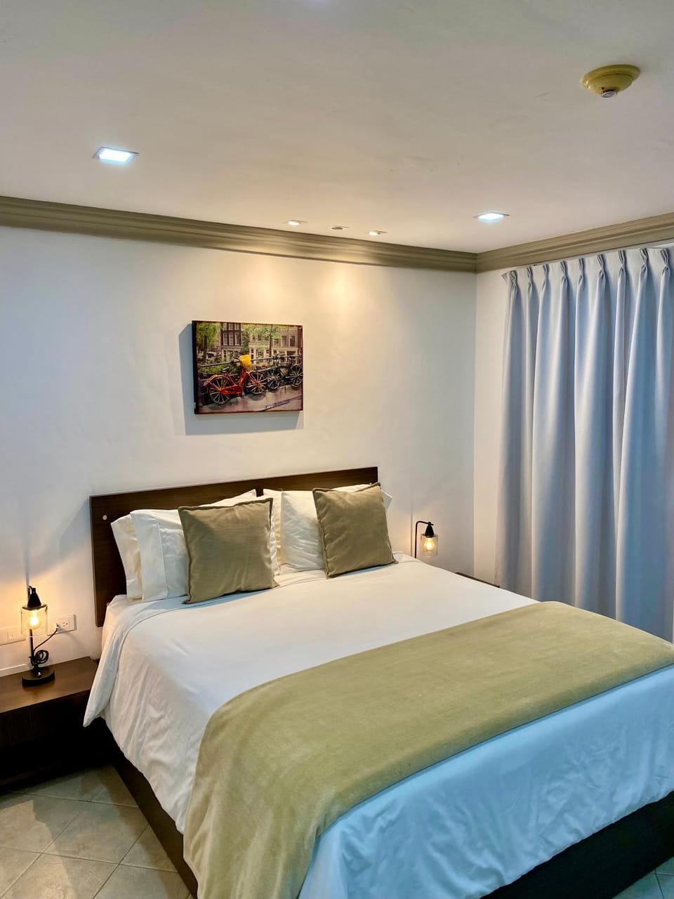 Bed, Bedroom