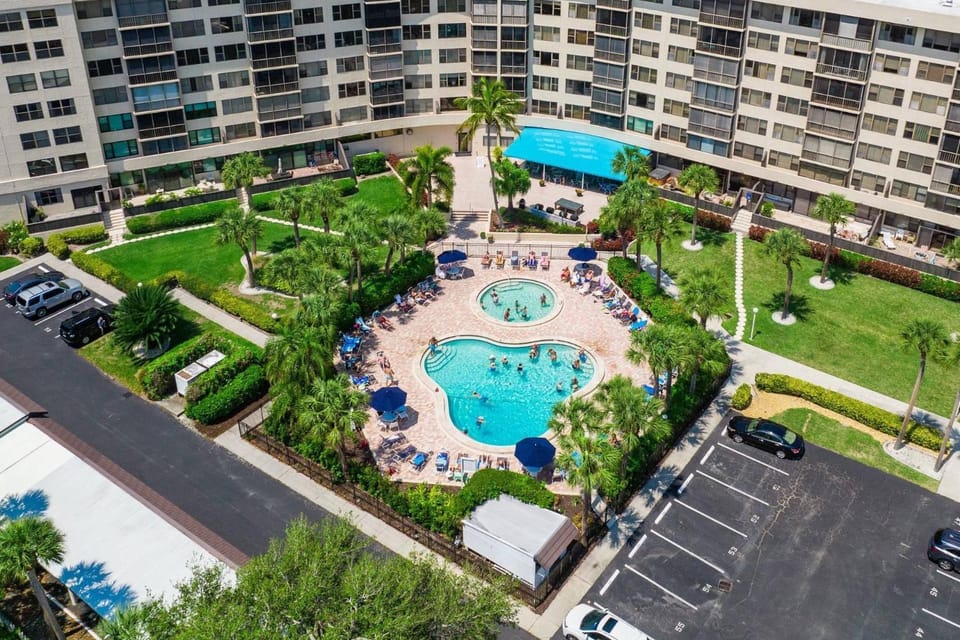 Harbor Towers 3rd Fl 2 Bedroom Bay View House in Siesta Beach