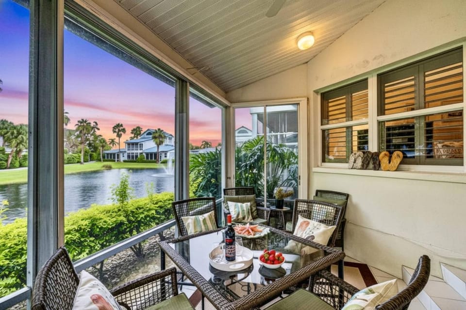 Siesta Bayside Condo House in Siesta Beach