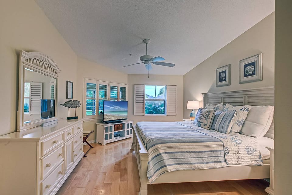 Siesta Bayside Condo House in Siesta Beach