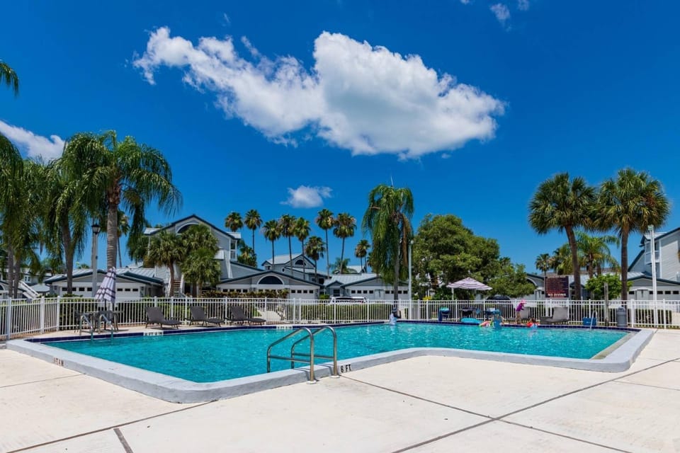 Siesta Bayside Condo 3 Bedroom House in Siesta Beach