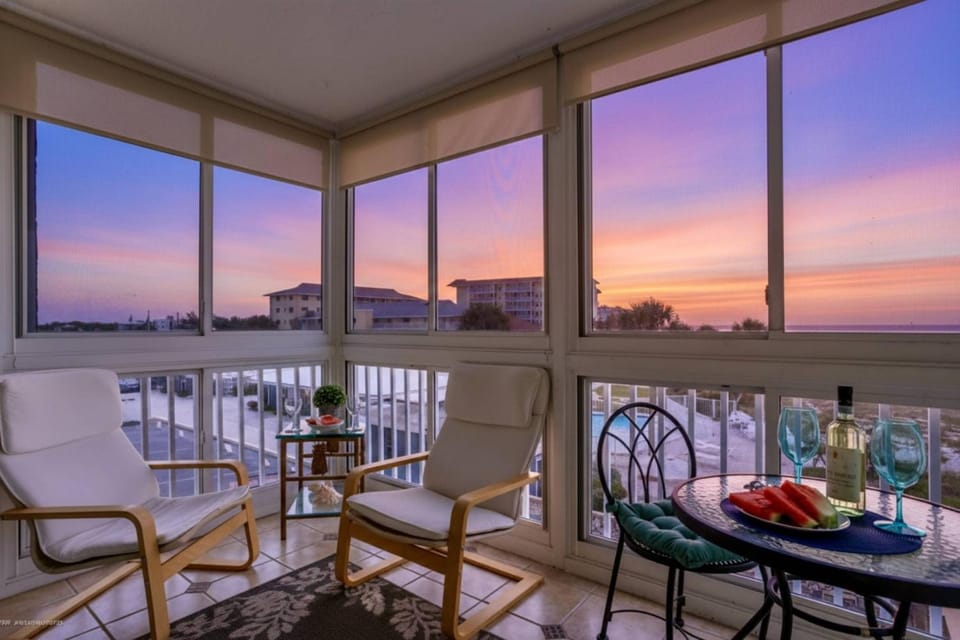 San Marco Gulf Beach Views 3rd Floor House in Venice