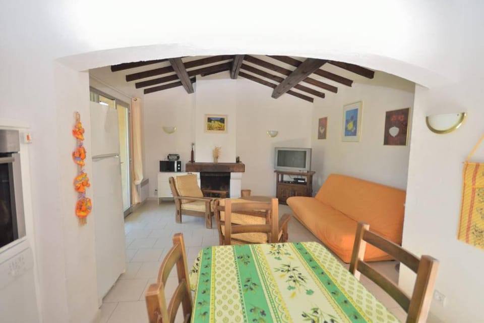 Other, Dining area