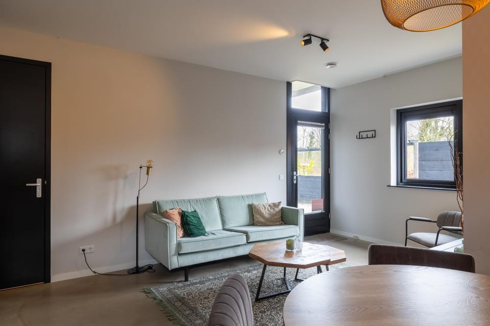 Welcome in - Vakantiehuizen 2 & 4 personen in natuurgebied Oranjezon I Kon Emmaweg 26, Vrouwenpolder Apartment in Oostkapelle