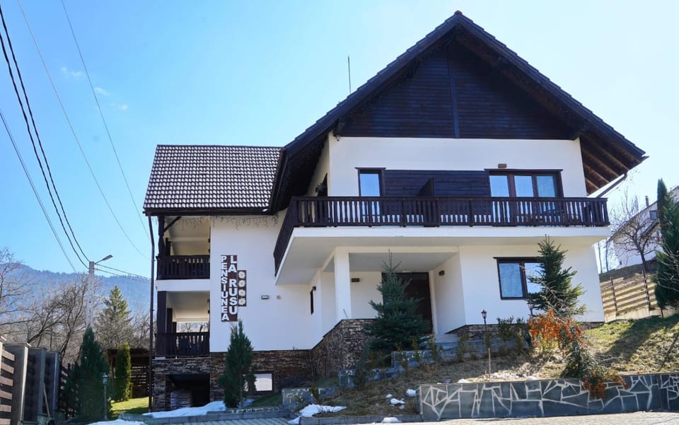 Pensiunea La Rusu Bed and Breakfast in Romania