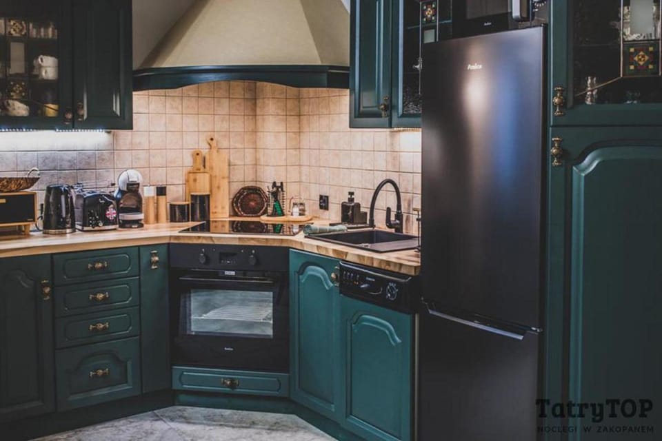Coffee/tea facilities, Kitchen or kitchenette