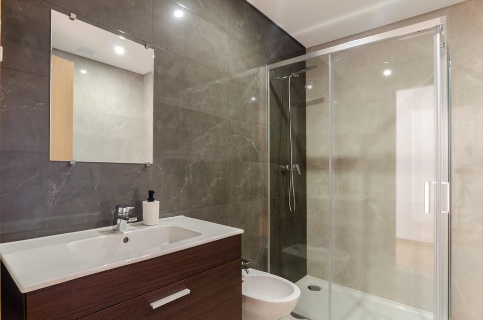 North Breeze - 2 Bedroom Apartment with Rooftop Pool Apartment in Nazaré
