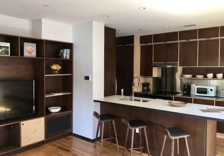 Bishop Arts Hotel Apartment in Dallas