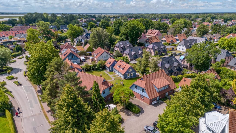 Neighbourhood