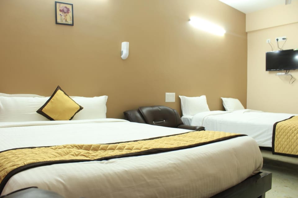 THE CHENNAI INN Hotel in Chennai