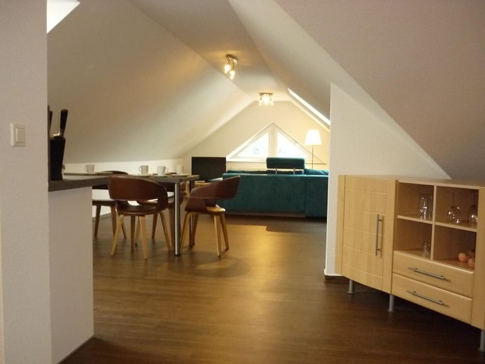 Living room, Dining area