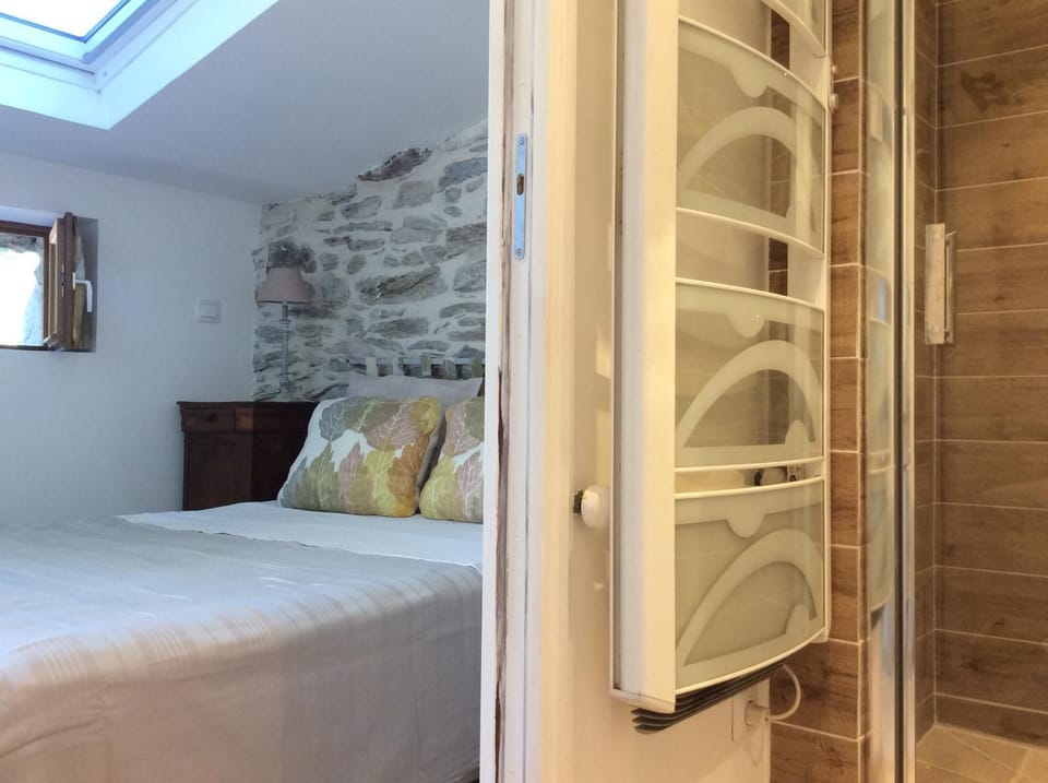 La Petite Bergerie, Les Hautes Roches Bed and Breakfast in French Riviera