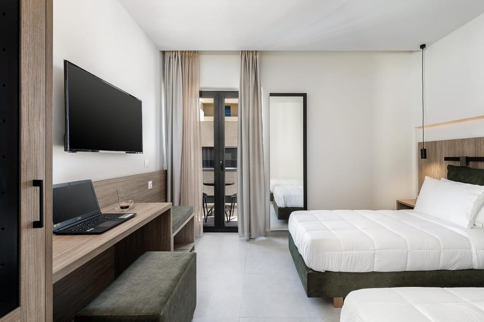 TV and multimedia, Photo of the whole room