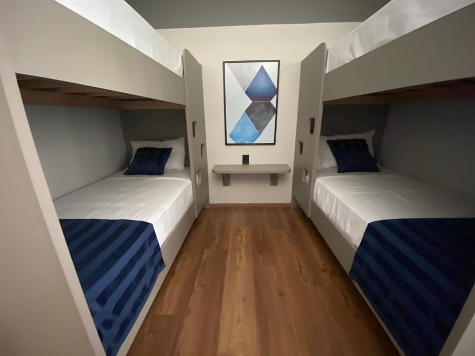 bunk bed