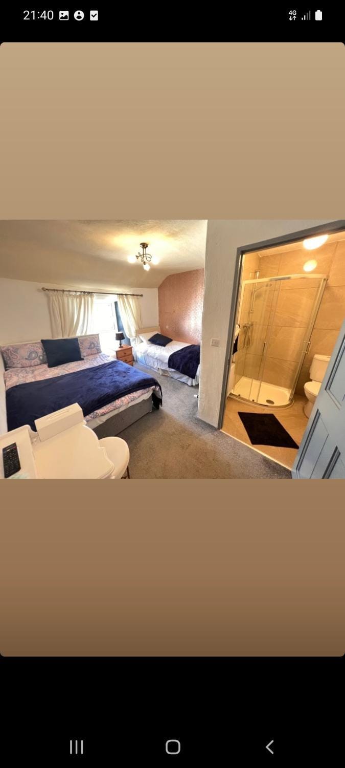 Ardhill House The Diamond, in the Heart of Ardara Town , F94 C7X9 Bed and Breakfast in County Donegal