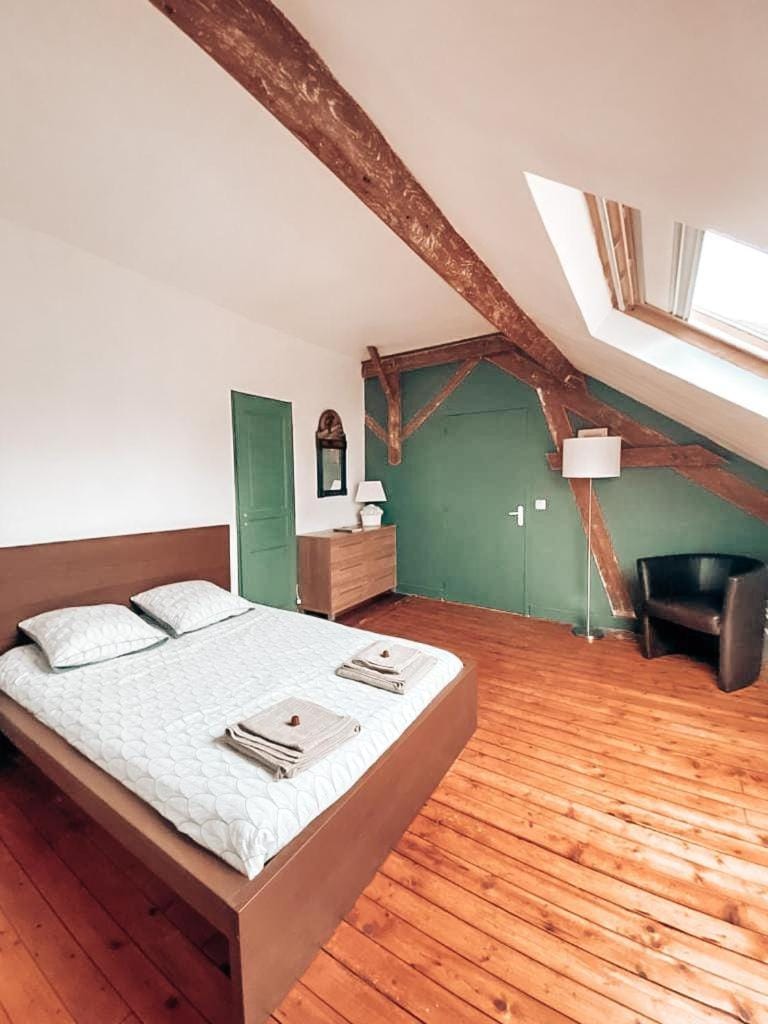 Chambres Privées dans une maison de charme Bed and Breakfast in Île-de-France