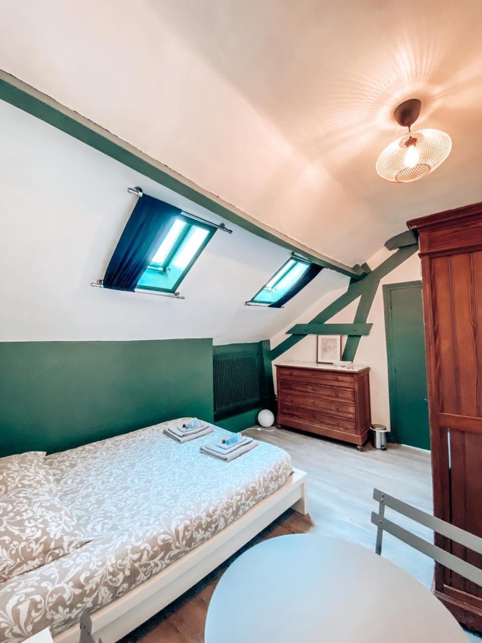 Chambres Privées dans une maison de charme Bed and Breakfast in Île-de-France