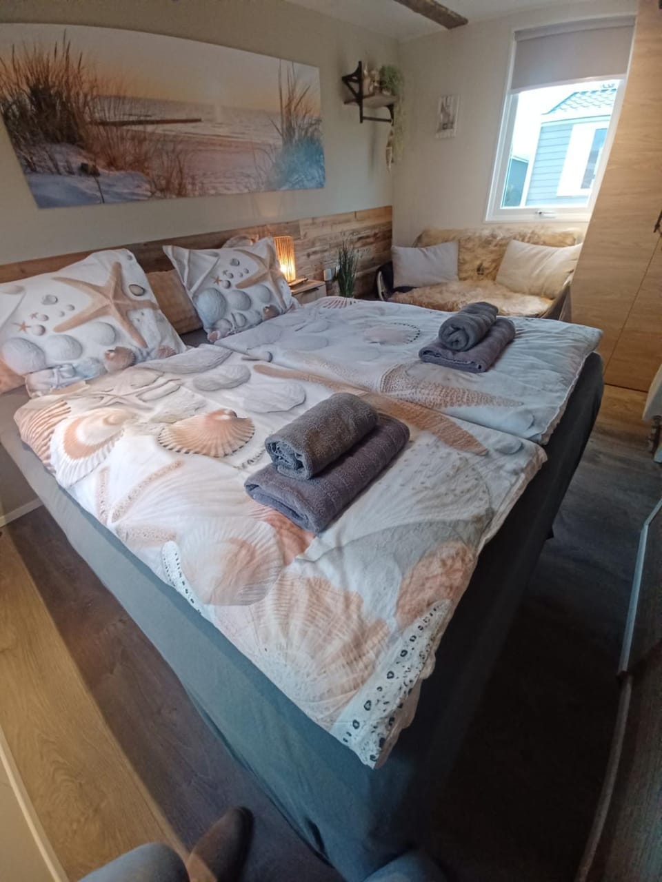 Chalet Zeewind Chalet in Oostkapelle