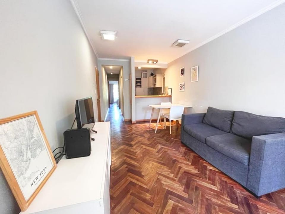 TV and multimedia, Kitchen or kitchenette, Living room, Seating area