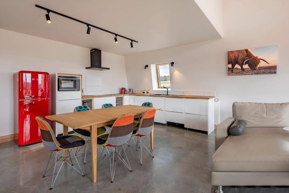 Avonside Alpine Estate - Jindabyne Farm Stay in Berridale
