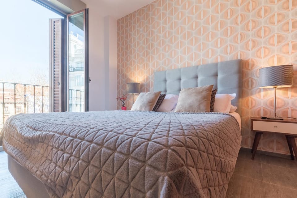 Bed, Bedroom