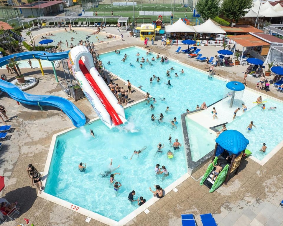 Swimming pool