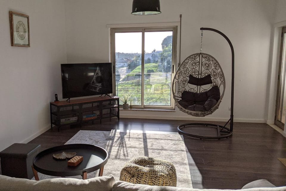 Communal lounge/ TV room, TV and multimedia, Living room, Seating area