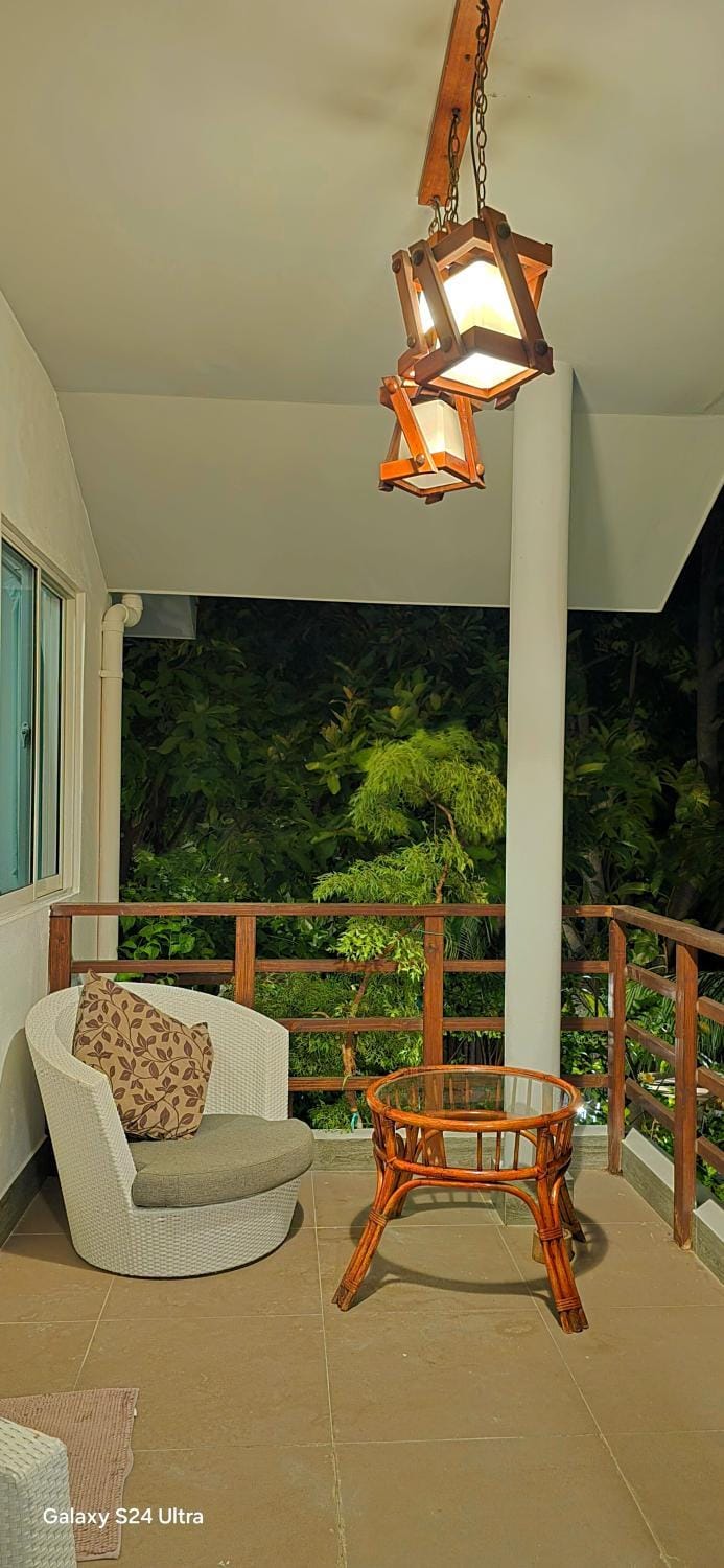 Daisy Cottage Dhangethi Hotel in Maldives