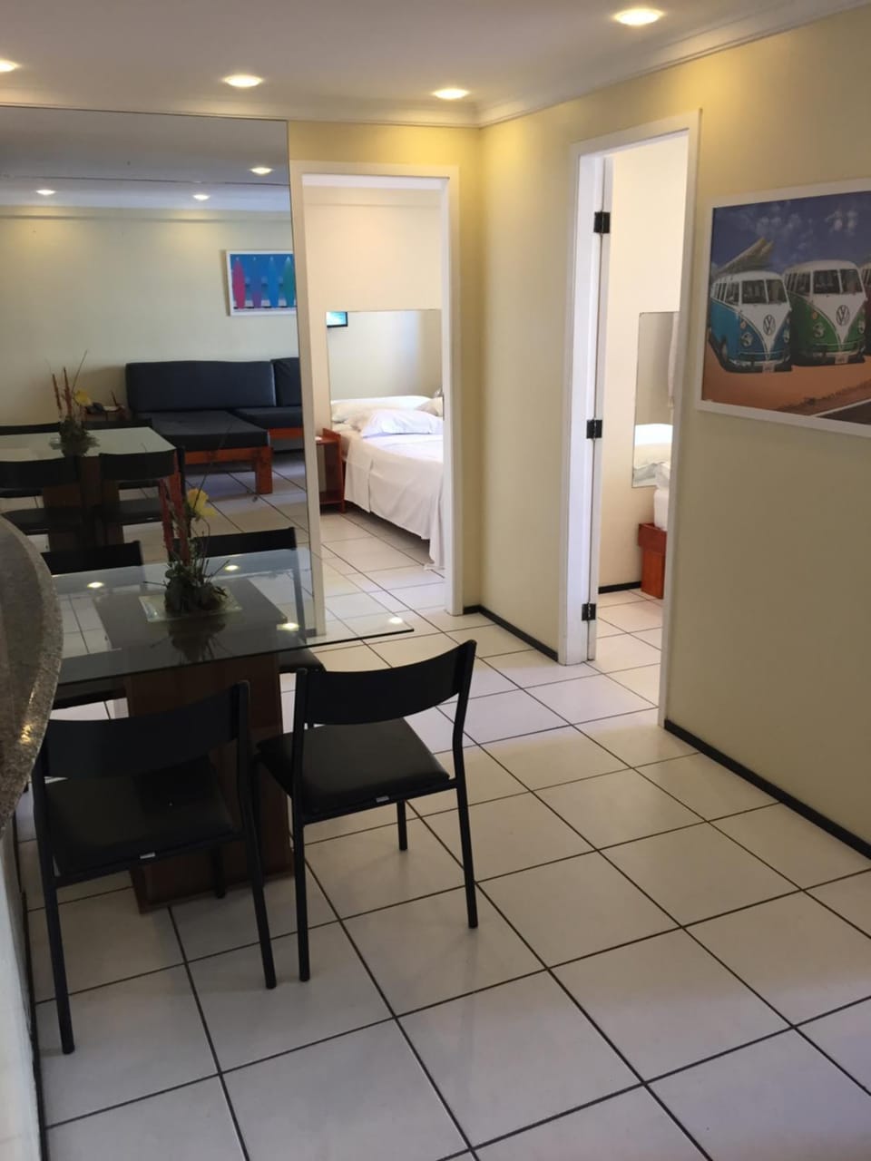 Photo of the whole room, Dining area