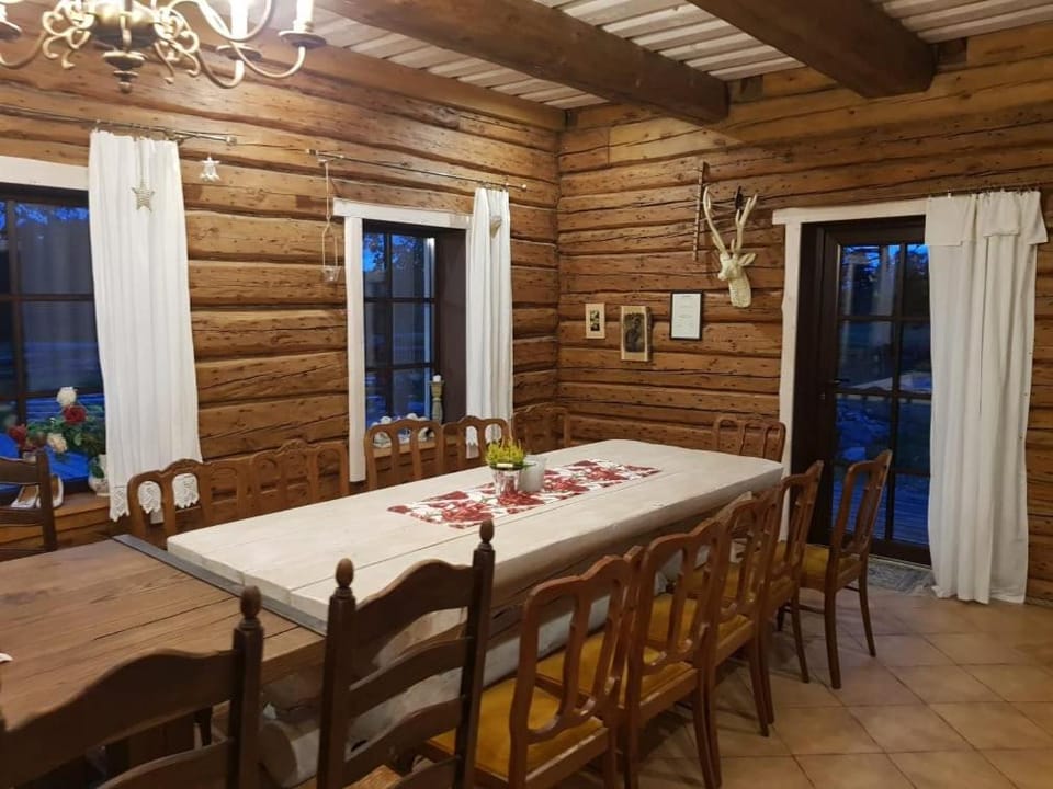 Maamehe golfi talu Villa in Estonia