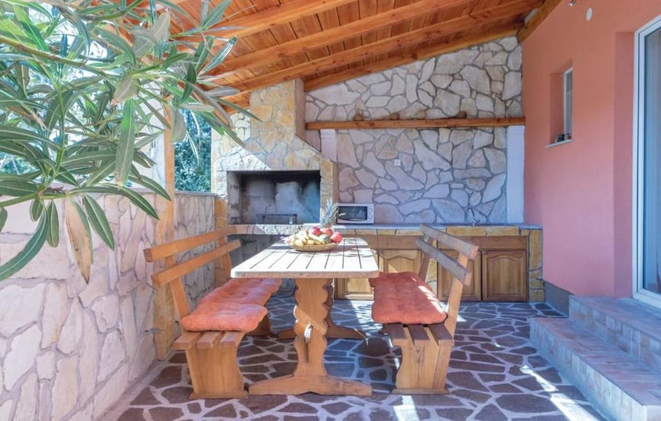 BBQ facilities, Balcony/Terrace, Evening entertainment, Entertainment