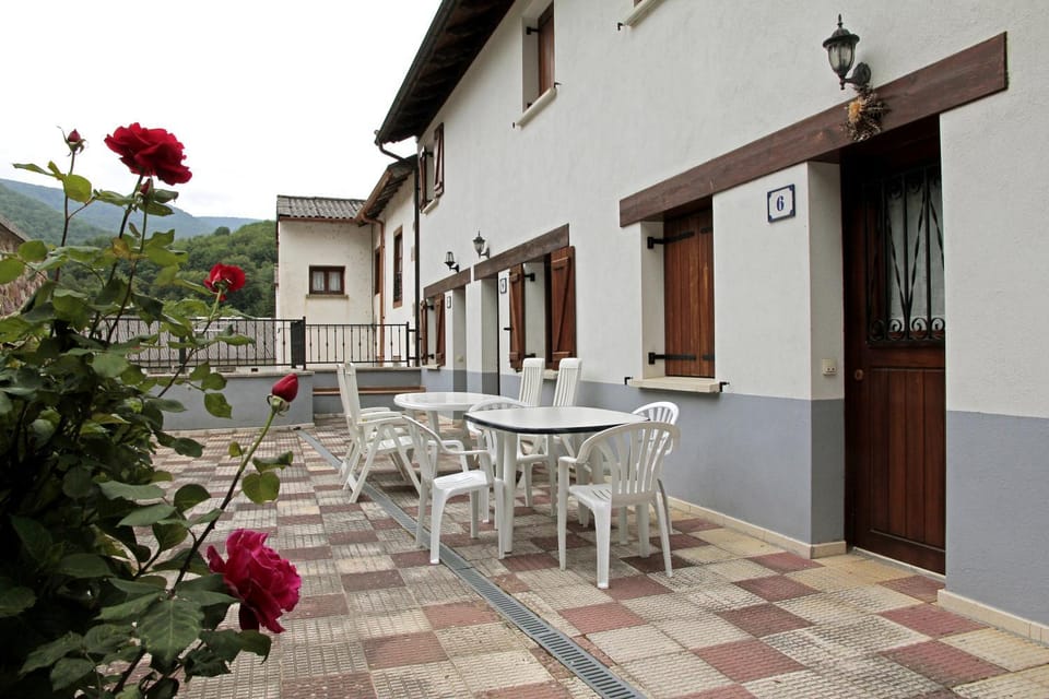 Patio, Day