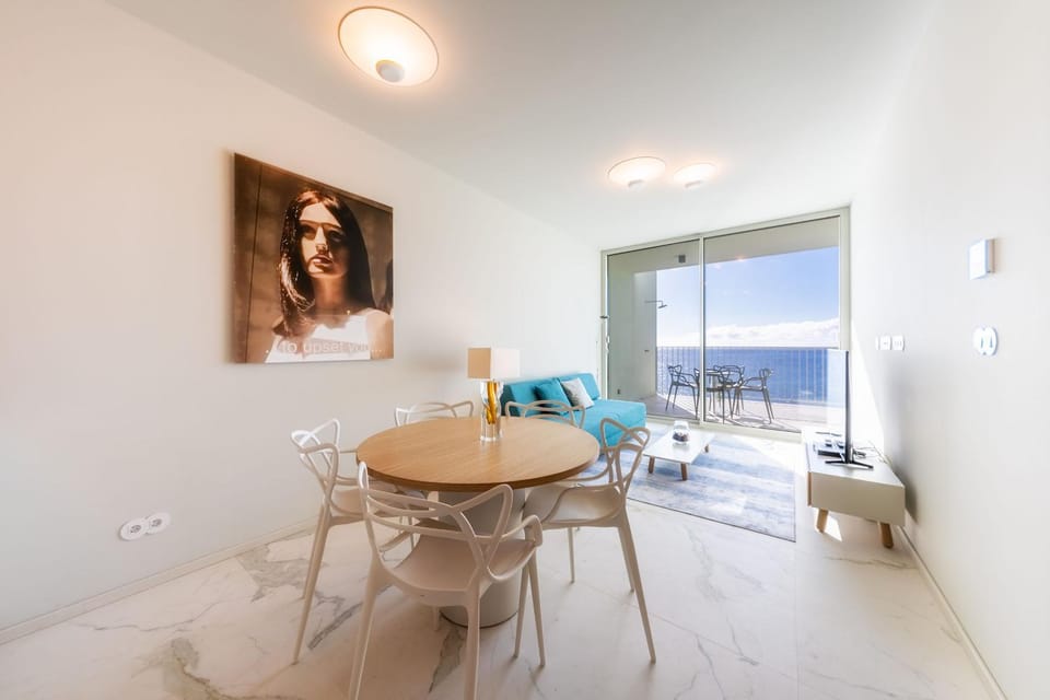 Living room, Sea view