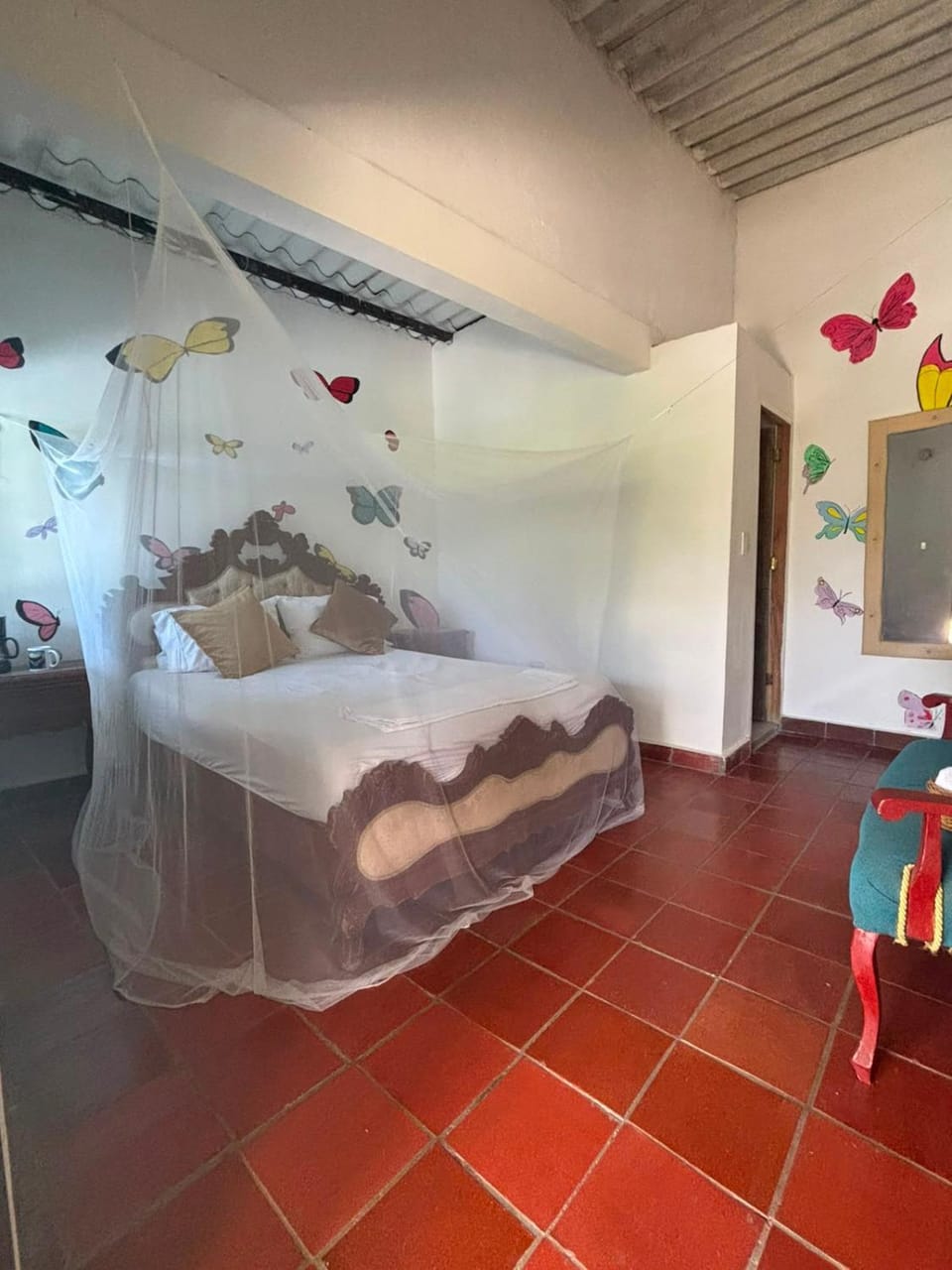 Bed, Photo of the whole room